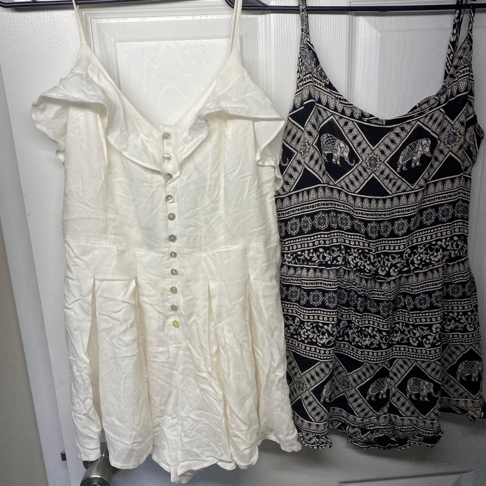 Juniors  small rompers
